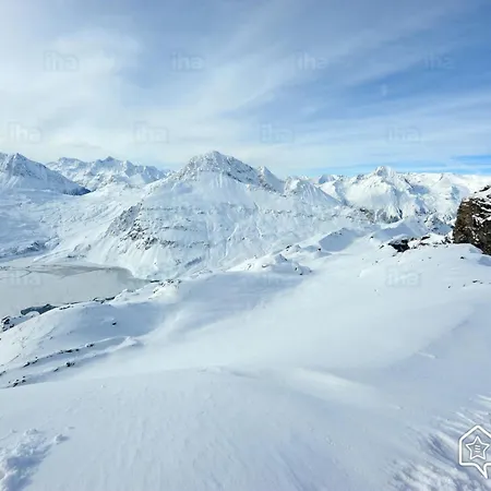 For 8 People In Northern Alps *