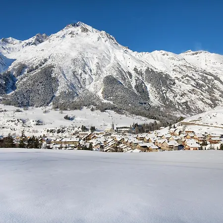 For 8 People In Northern Alps *